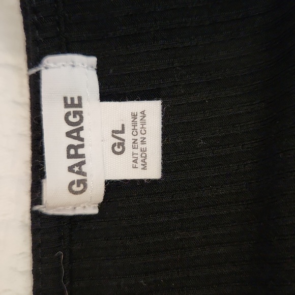 GARAGE brand black hook closure long sleeve crop top super soft size large Goth - Picture 8 of 10